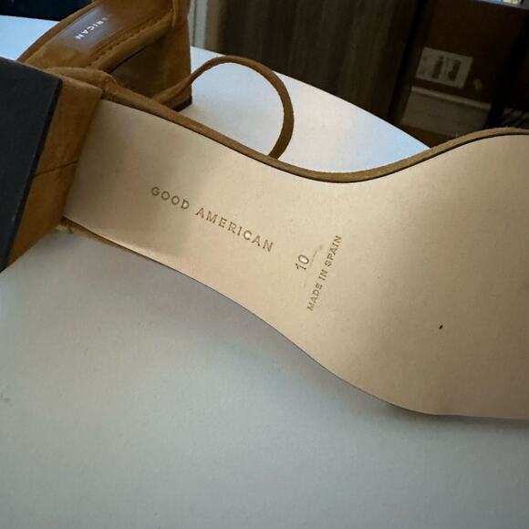 NWB Good American Block Heel Square Toe Sandals in Amber, Size 10 - Picture 9 of 12